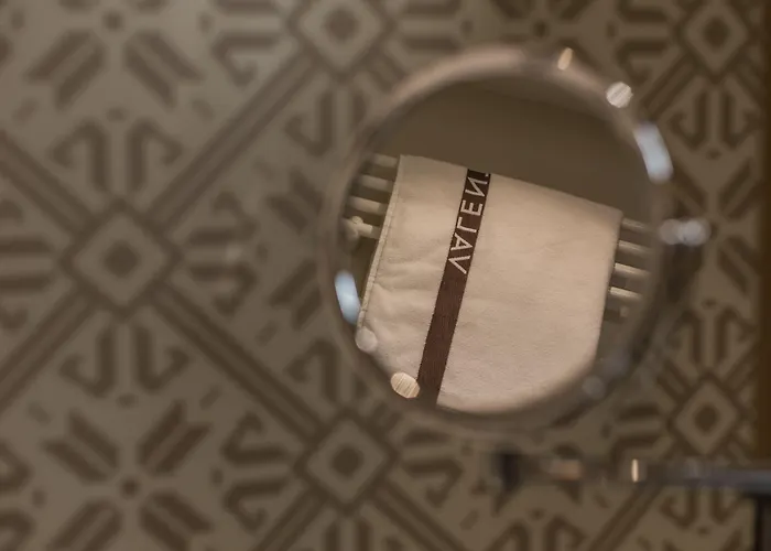 Valentin فندق 4*